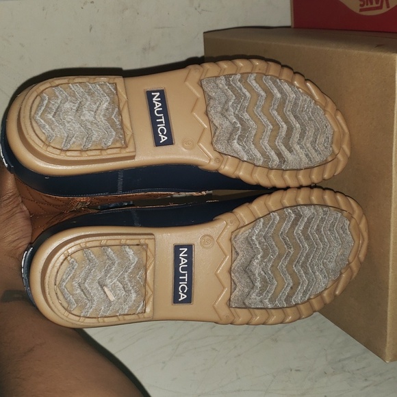 Nautica Duck Boots - Picture 4 of 4